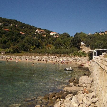 Apartment Dario - One Bedroom Apartment With Terrace And Sea View Груда Экстерьер фото